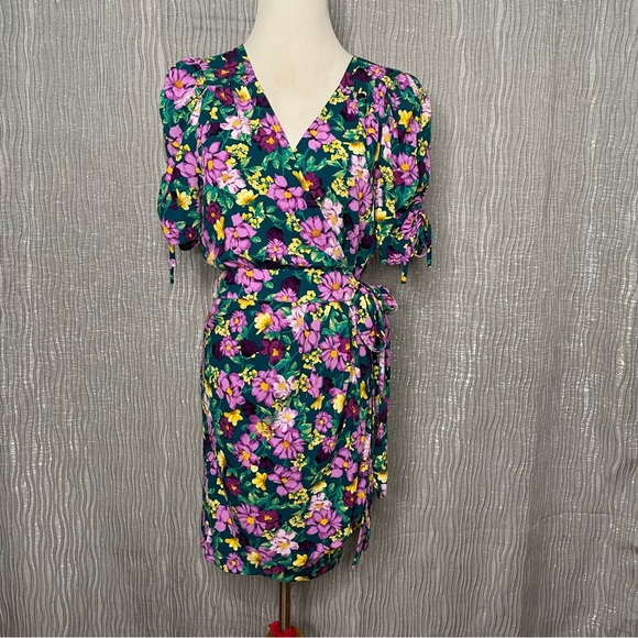 Happy X Nature floral wrap dress - Picture 2 of 6